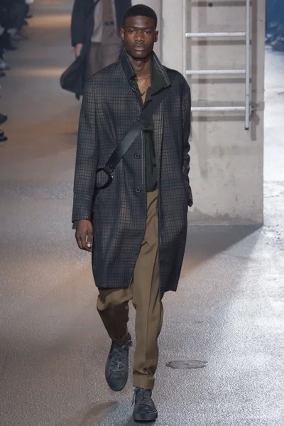 Look 41